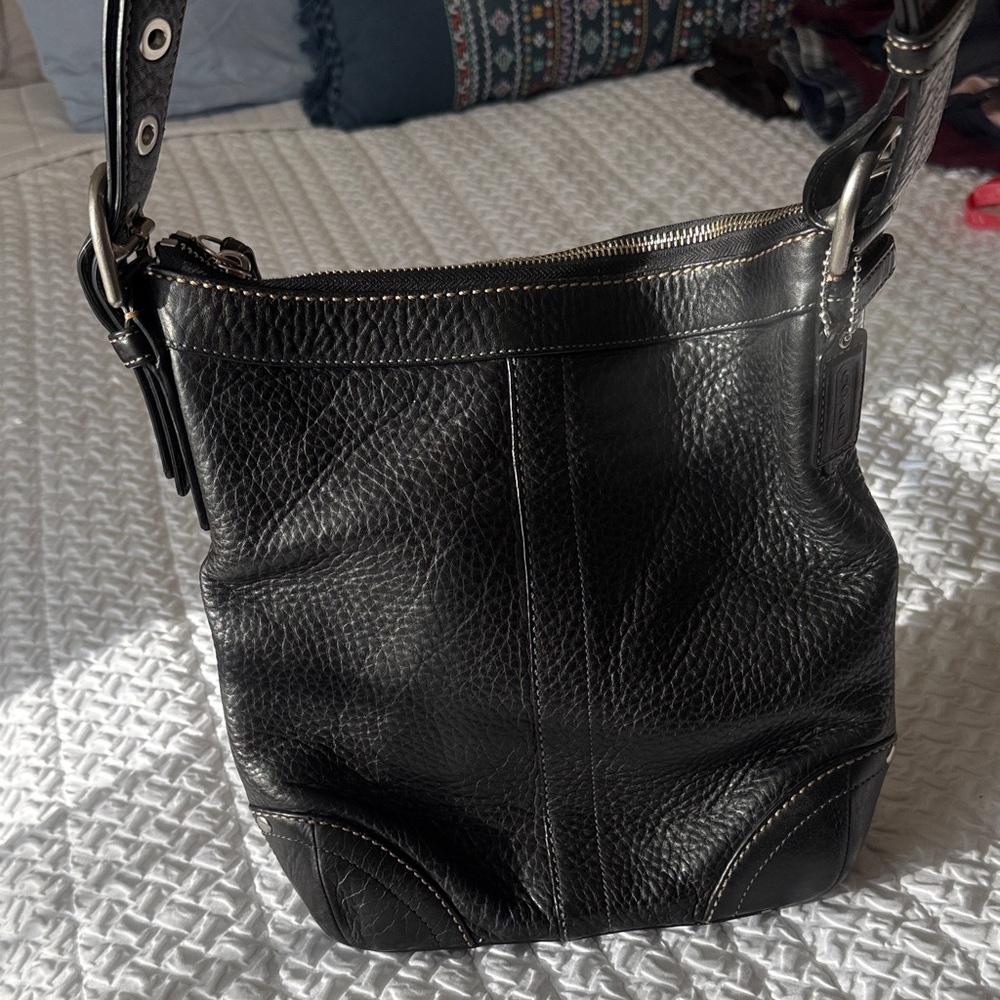 Coach Black Pebble Leather Shoulder Bag - Picture 2 of 9